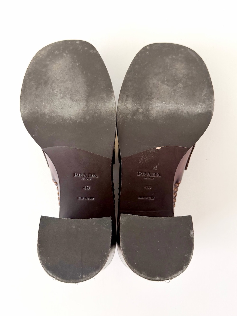 PRADA | Spring 2020 Runway Woven Leather
Block Heel Loafers Brown Gold Logo 40 - Picture 11 of 14